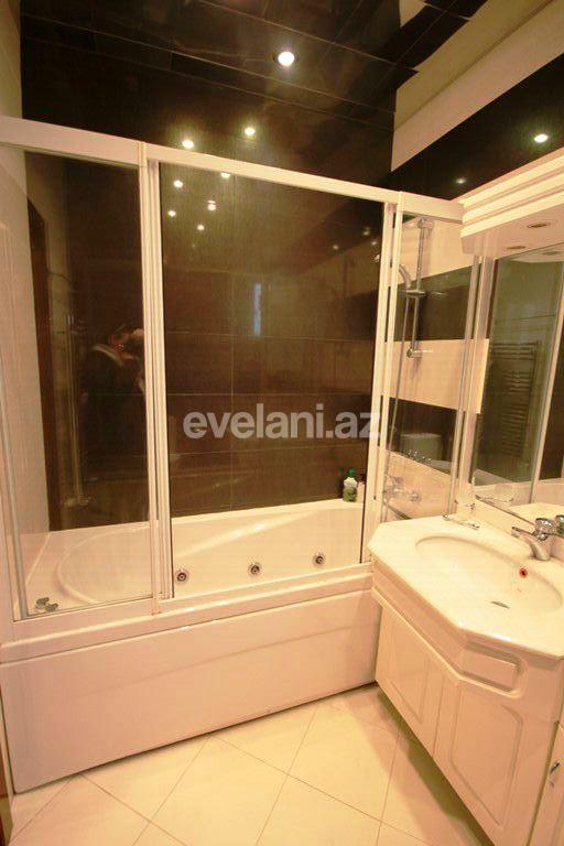 Rent, new building, 4 room, 130 m², Baku, Sabail r, Sahil m.