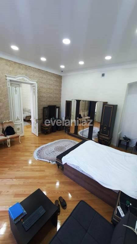 Sale, old building, 3 room, 130 m², Baku, Sabail r, Sahil m.