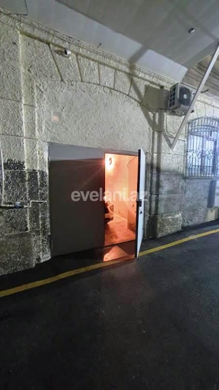 Sale, old building, 3 room, 130 m², Baku, Sabail r, Sahil m.