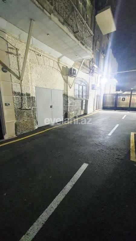 Sale, old building, 3 room, 130 m², Baku, Sabail r, Sahil m.