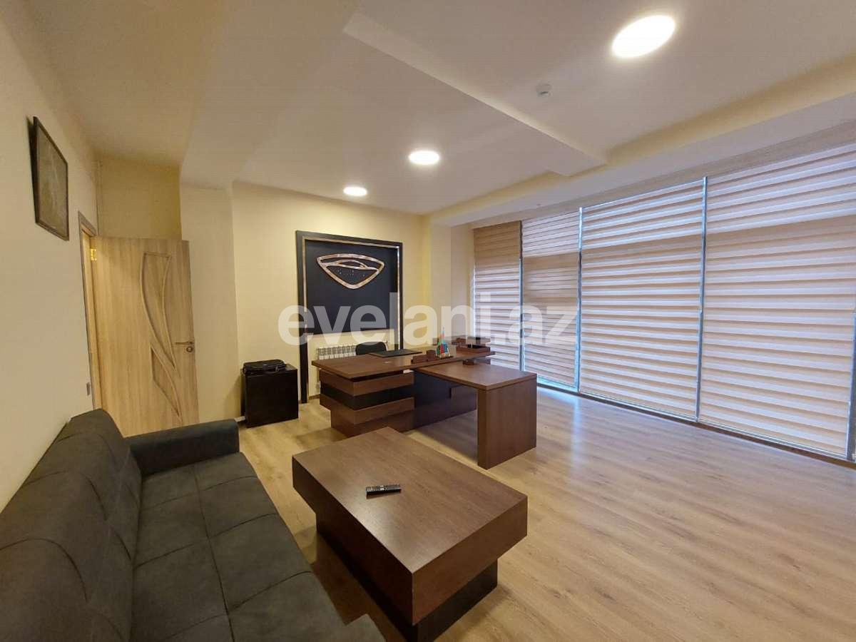 Rent, office, 2 room, 92 m², Baku, Yasamal r, Elmlar Akademiyası m.