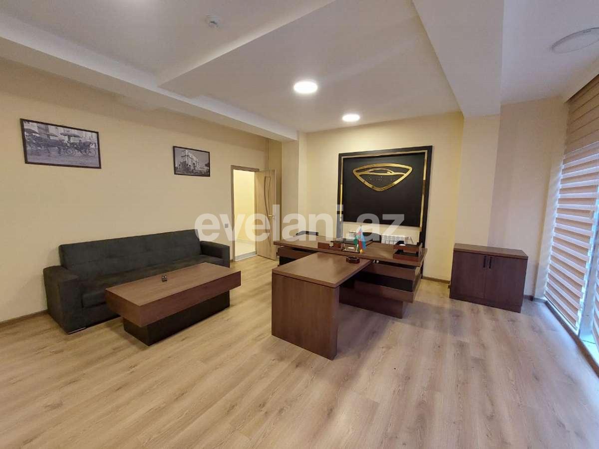 Rent, office, 2 room, 92 m², Baku, Yasamal r, Elmlar Akademiyası m.