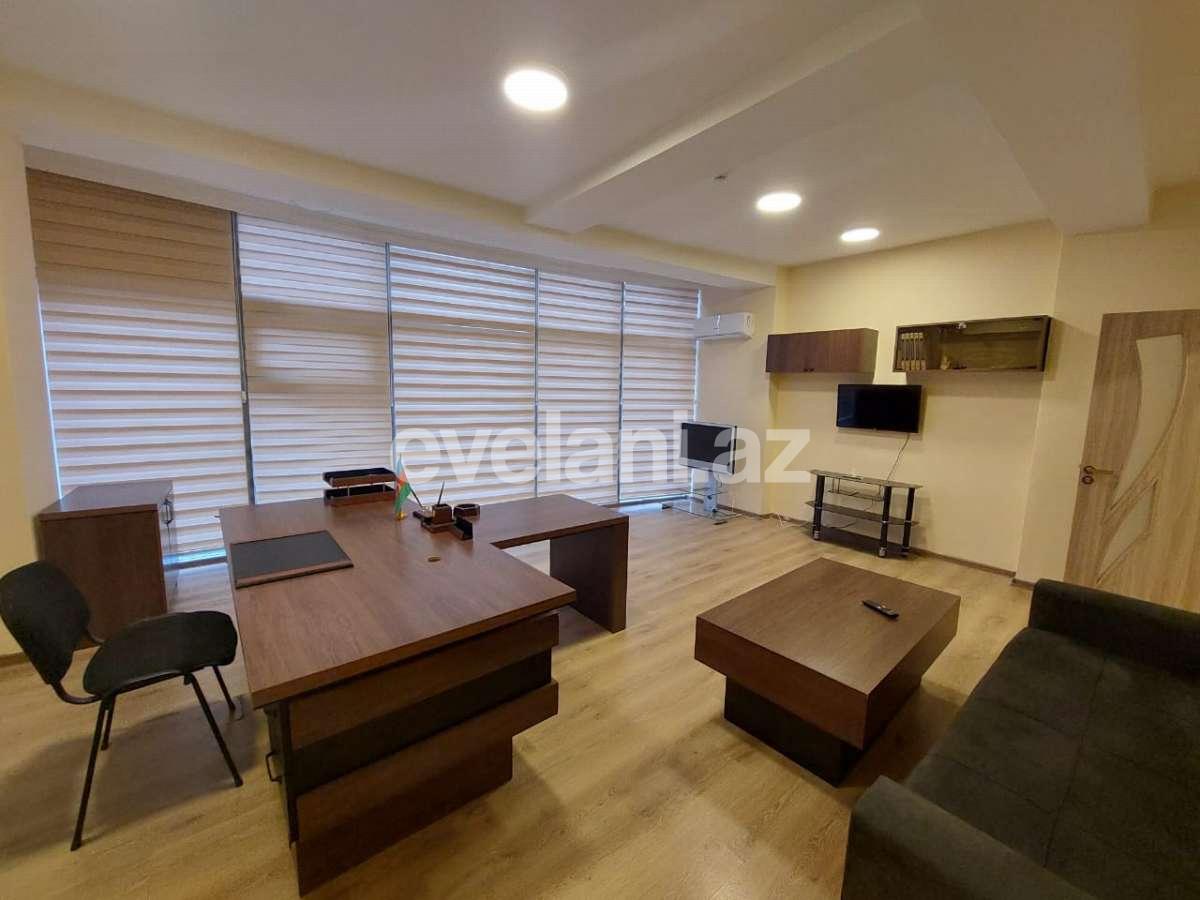 Rent, office, 2 room, 92 m², Baku, Yasamal r, Elmlar Akademiyası m.