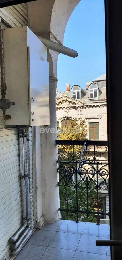 Kirayə verilir, yeni tikili, 2 otaqlı, 60 m², Bakı, Səbail r, Sahil m.
