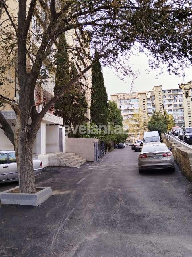 Satılır, köhnə tikili, 5 otaqlı, 110 m², Bakı, Xətai r, Həzi Aslanov q, Həzi Aslanov m.