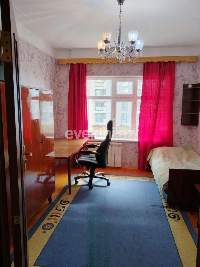 Satılır, köhnə tikili, 5 otaqlı, 110 m², Bakı, Xətai r, Həzi Aslanov q, Həzi Aslanov m.