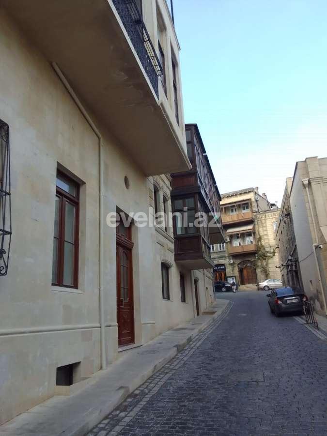 Satılır, köhnə tikili, 1 otaqlı, 40 m², Bakı, Səbail r, İçəri Şəhər m.