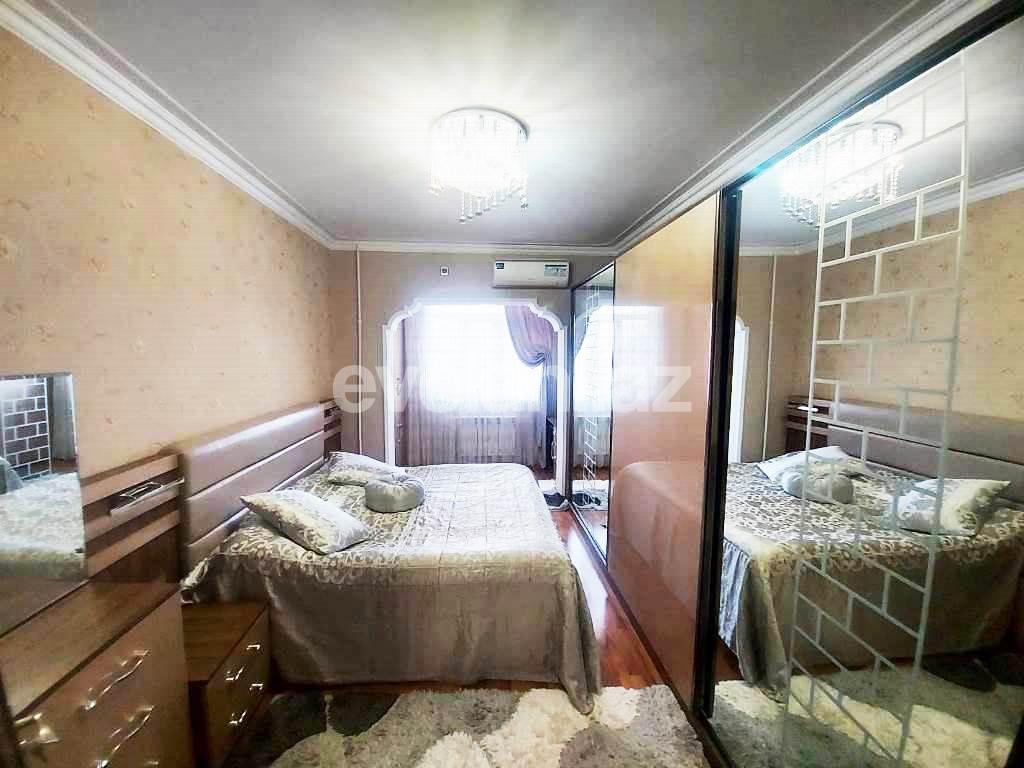 Satılır, köhnə tikili, 2 otaqlı, 60 m², Bakı, Xətai r, Əhmədli q, Həzi Aslanov m.