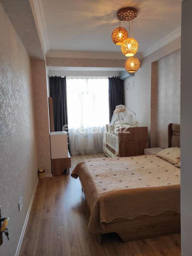 Kirayə verilir, yeni tikili, 2 otaqlı, 81 m², Bakı, Nizami r, Qara Qarayev m.