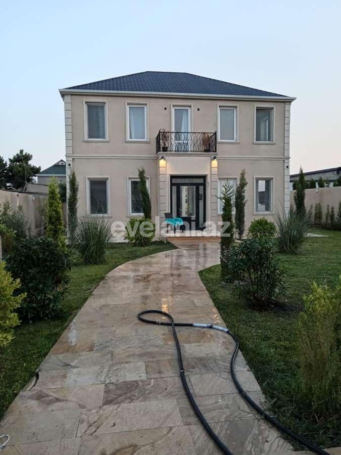 Satılır, həyət evi / bağ, 4 otaqlı, 215 m², Bakı, Xəzər r.