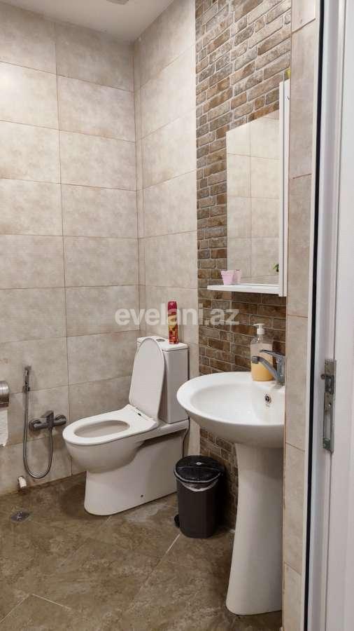 Satılır, yeni tikili, 2 otaqlı, 65 m², Bakı, Binəqədi r, M. Rəsulzadə q, Azadlıq prospekti m.