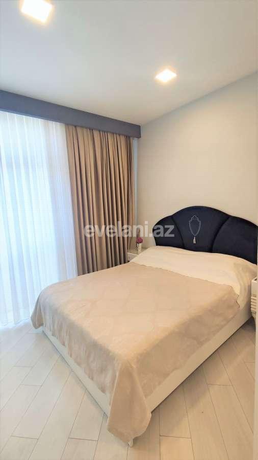 Satılır, yeni tikili, 2 otaqlı, 65 m², Bakı, Binəqədi r, M. Rəsulzadə q, Azadlıq prospekti m.