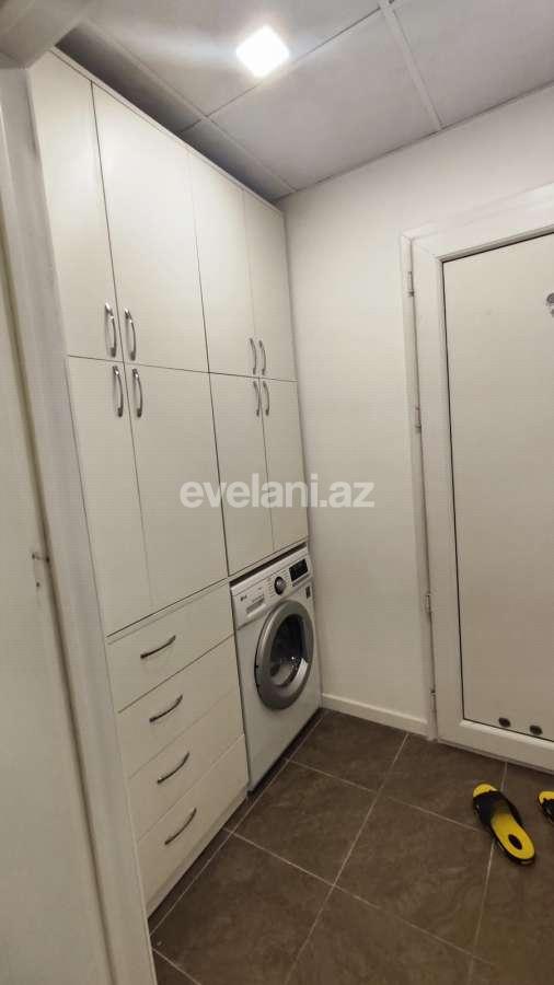 Satılır, yeni tikili, 2 otaqlı, 65 m², Bakı, Binəqədi r, M. Rəsulzadə q, Azadlıq prospekti m.