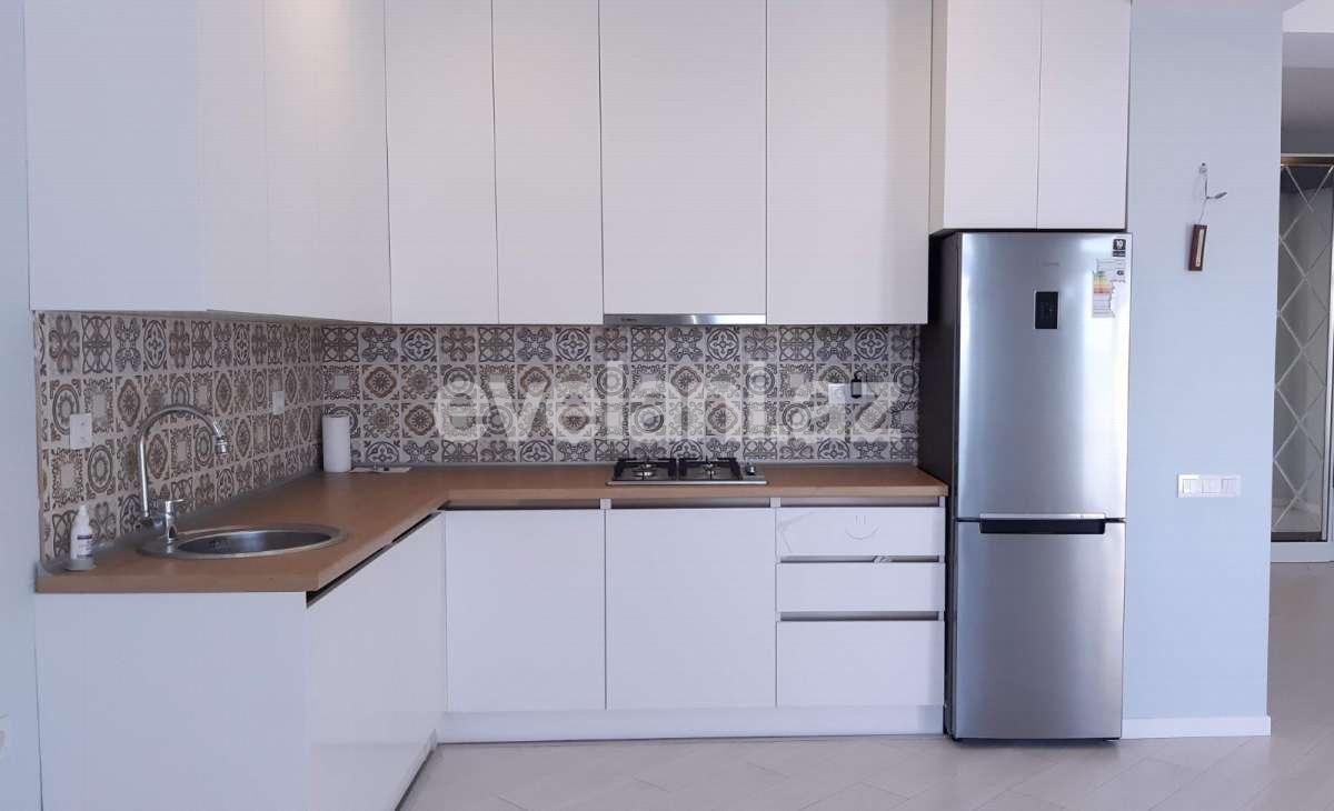 Satılır, yeni tikili, 2 otaqlı, 65 m², Bakı, Binəqədi r, M. Rəsulzadə q, Azadlıq prospekti m.