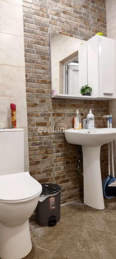 Satılır, yeni tikili, 2 otaqlı, 65 m², Bakı, Binəqədi r, M. Rəsulzadə q, Azadlıq prospekti m.