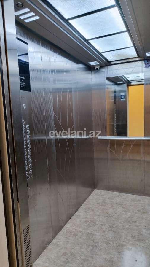 Satılır, yeni tikili, 2 otaqlı, 65 m², Bakı, Binəqədi r, M. Rəsulzadə q, Azadlıq prospekti m.