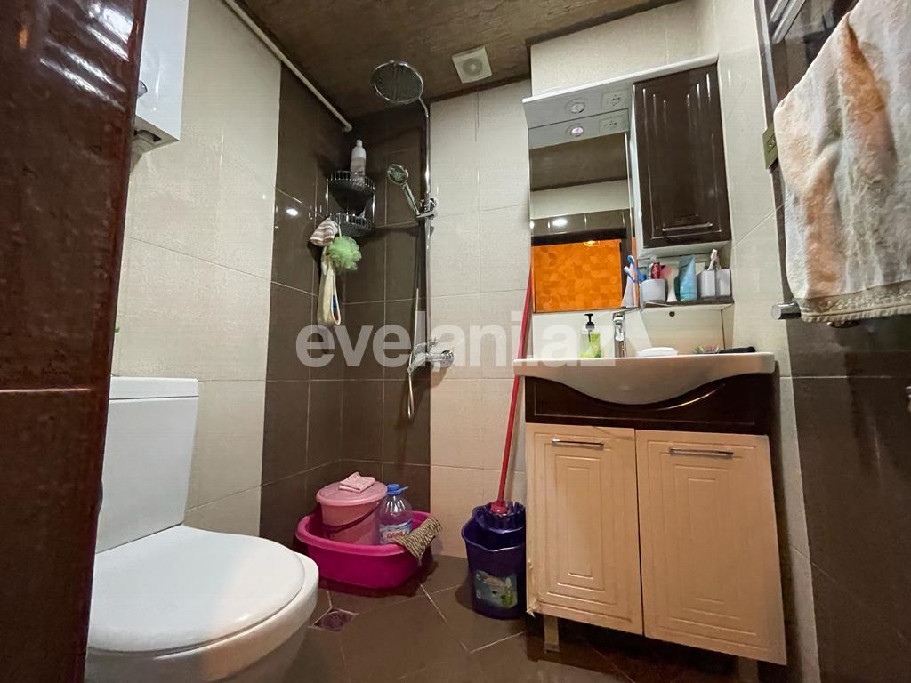 Sale, old building, 2 room, 40 m², Baku, Nizami r, Gara Garayev m.