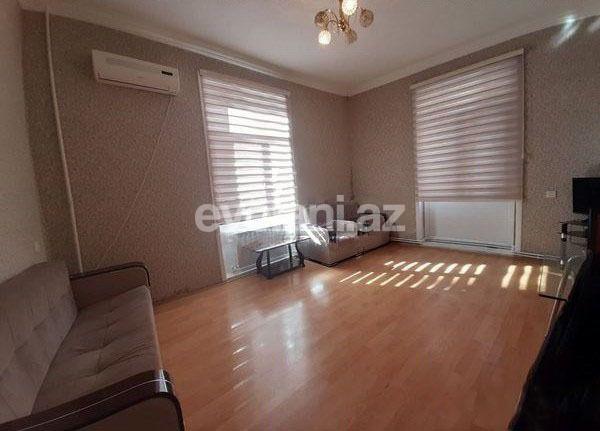 Satılır, köhnə tikili, 2 otaqlı, 60 m², Bakı, Səbail r, İçəri Şəhər m.