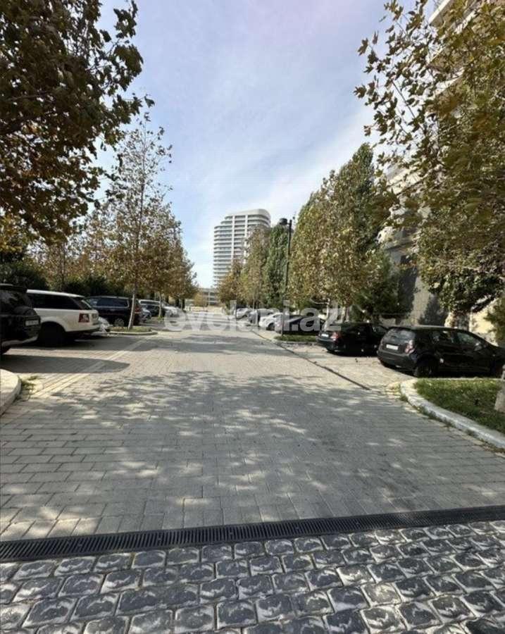 Kirayə verilir, obyekt, 2500 m², Bakı, Xətai r, Ağ şəhər q, Şah İsmayıl Xətai m.