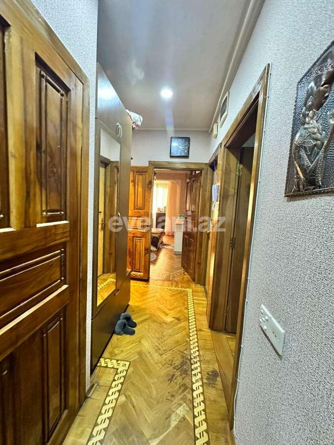 Satılır, köhnə tikili, 2 otaqlı, 65 m², Bakı, Binəqədi r, 9-cu mikrorayon q, Nəsimi m.