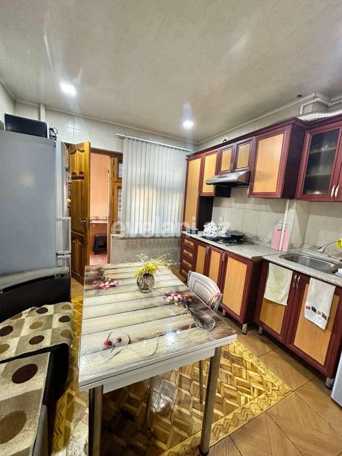 Satılır, köhnə tikili, 2 otaqlı, 65 m², Bakı, Binəqədi r, 9-cu mikrorayon q, Nəsimi m.