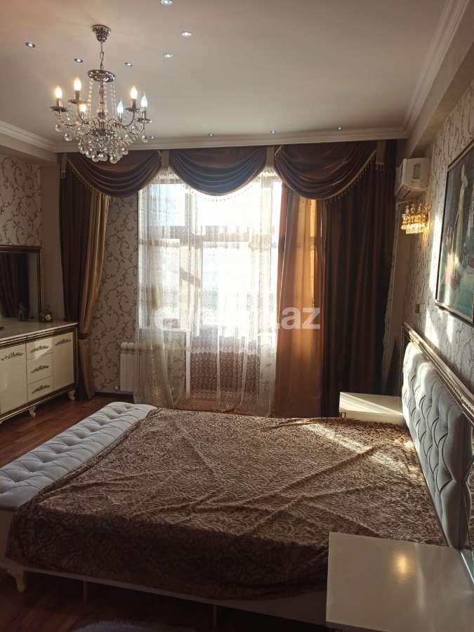 Kirayə verilir, yeni tikili, 3 otaqlı, 110 m², Bakı, Xətai r, Şah İsmayıl Xətai m.