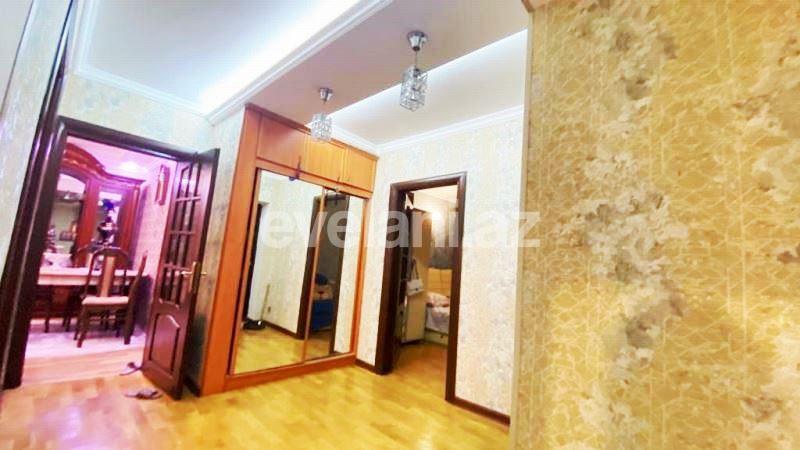 Satılır, köhnə tikili, 3 otaqlı, 79.98 m², Bakı, Xətai r, Əhmədli q, Həzi Aslanov m.