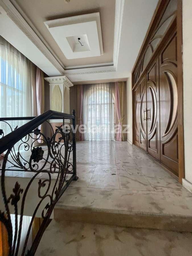 Satılır, obyekt, 2400 m², Bakı, Yasamal r, İnşaatçılar m.