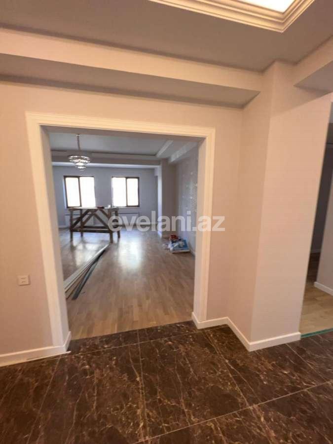 Satılır, yeni tikili, 4 otaqlı, 165 m², Bakı, Yasamal r, Elmlər Akademiyası m.