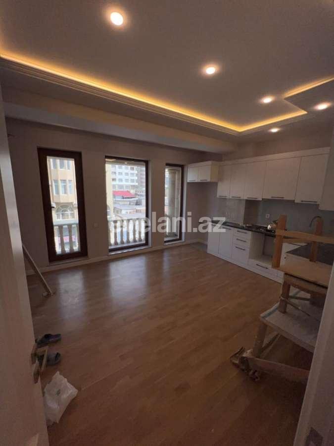 Satılır, yeni tikili, 4 otaqlı, 165 m², Bakı, Yasamal r, Elmlər Akademiyası m.
