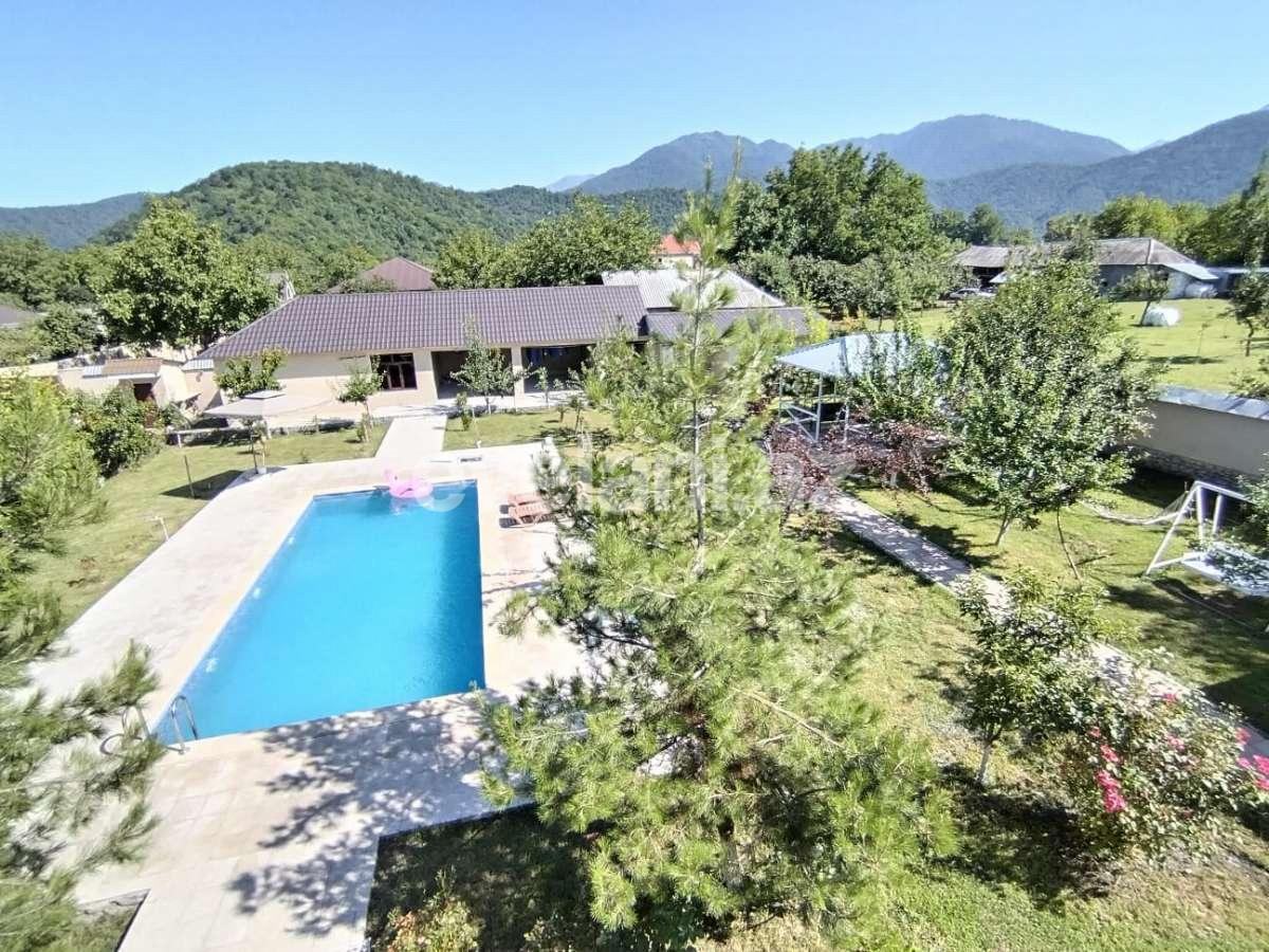 Satılır, villa, 12 otaqlı, 280 m²