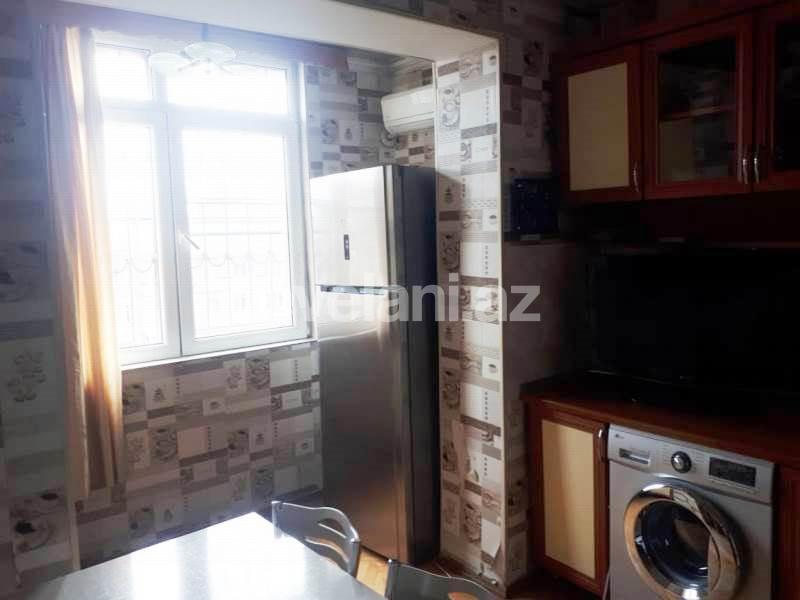 Satılır, köhnə tikili, 3 otaqlı, 80 m², Bakı, Xətai r, Əhmədli q, Əhmədli m.