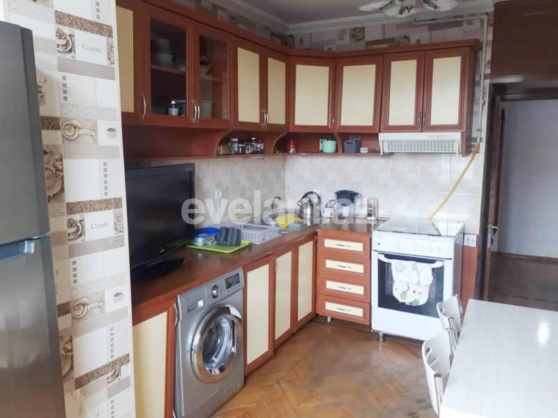 Satılır, köhnə tikili, 3 otaqlı, 80 m², Bakı, Xətai r, Əhmədli q, Əhmədli m.