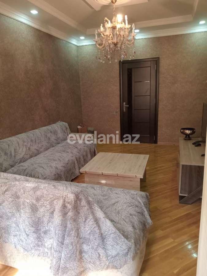 Kirayə verilir, köhnə tikili, 4 otaqlı, 110 m², Bakı, Binəqədi r, 8-ci mikrorayon q, Azadlıq prospekti m.