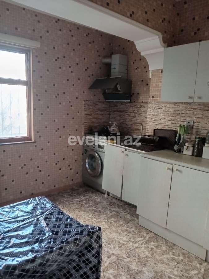 Kirayə verilir, köhnə tikili, 4 otaqlı, 110 m², Bakı, Binəqədi r, 8-ci mikrorayon q, Azadlıq prospekti m.