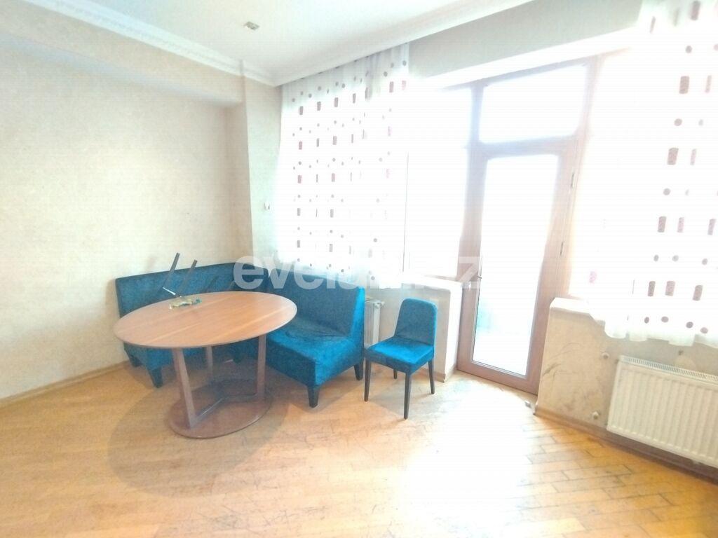 Kirayə verilir, yeni tikili, 4 otaqlı, 190 m², Bakı, Yasamal r, Elmlər Akademiyası m.