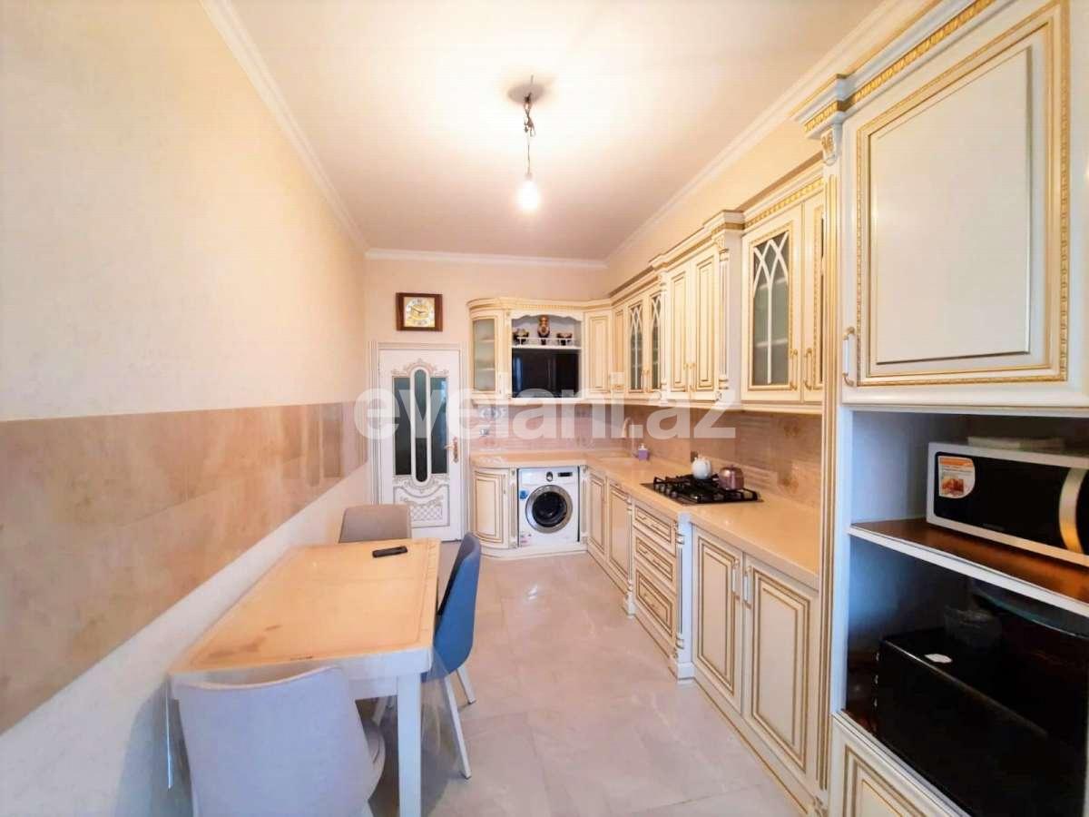 Satılır, yeni tikili, 3 otaqlı, 110 m², Bakı, Nizami r, Qara Qarayev m.