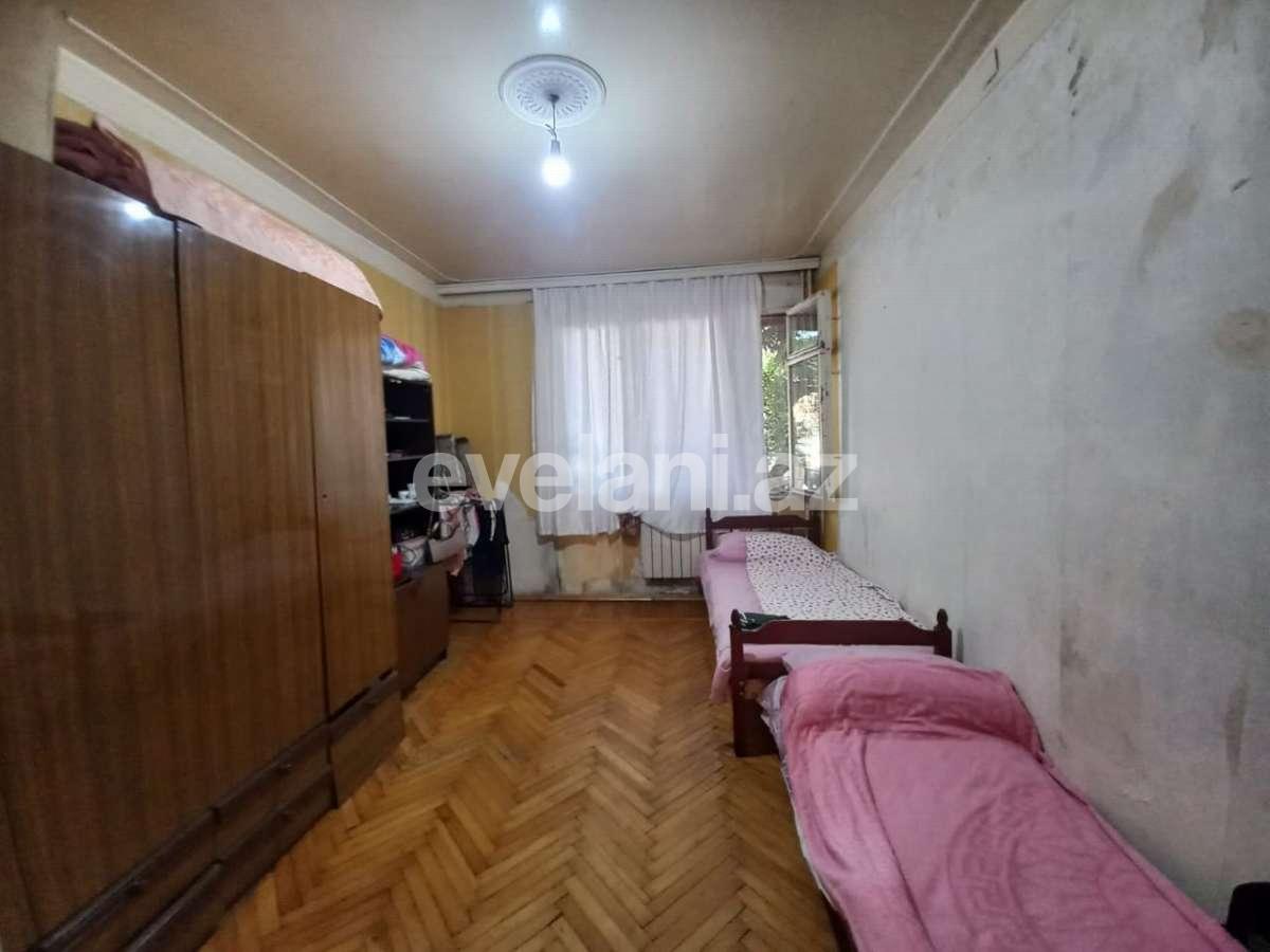 Satılır, köhnə tikili, 3 otaqlı, 53 m², Bakı, Nəsimi r, Memar Əcəmi m.