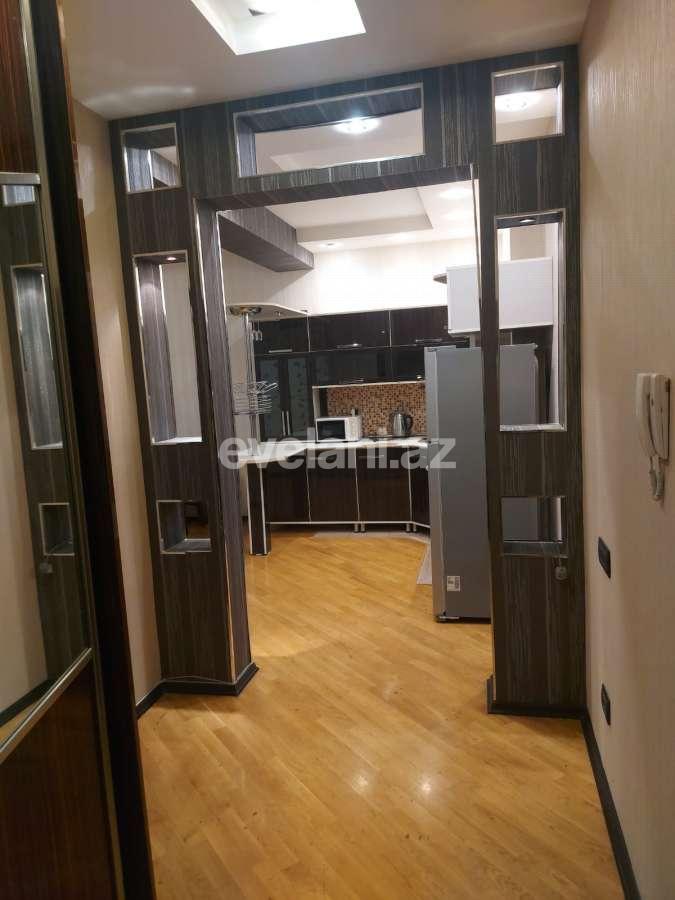Kirayə verilir, yeni tikili, 2 otaqlı, 80 m², Bakı, Nəsimi r, 28 may m.