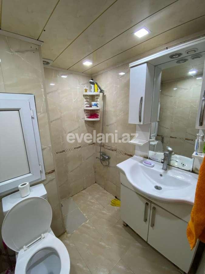 Продаётся, вторичка, 3-комнаты, 70 m², Баку, Насиминский r, 4-й микрорайон p, Мемар Аджеми m.