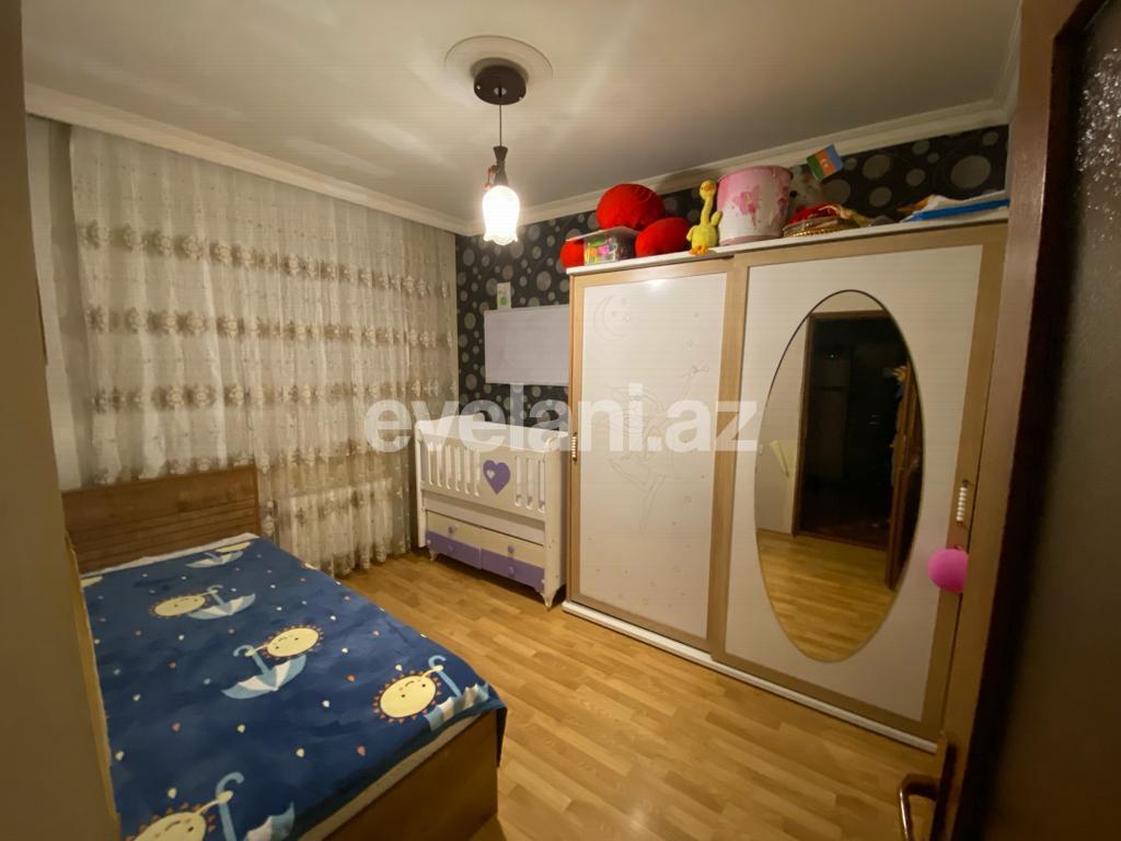 Продаётся, вторичка, 3-комнаты, 70 m², Баку, Насиминский r, 4-й микрорайон p, Мемар Аджеми m.