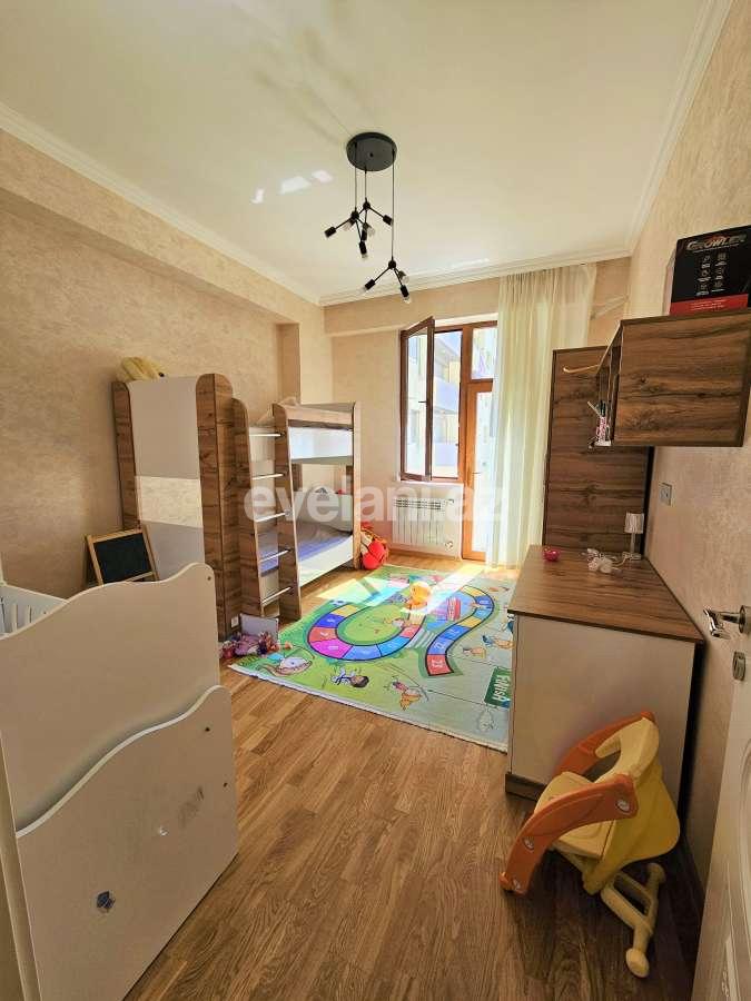 Satılır, yeni tikili, 3 otaqlı, 110 m², Bakı, Nizami r, Qara Qarayev m.