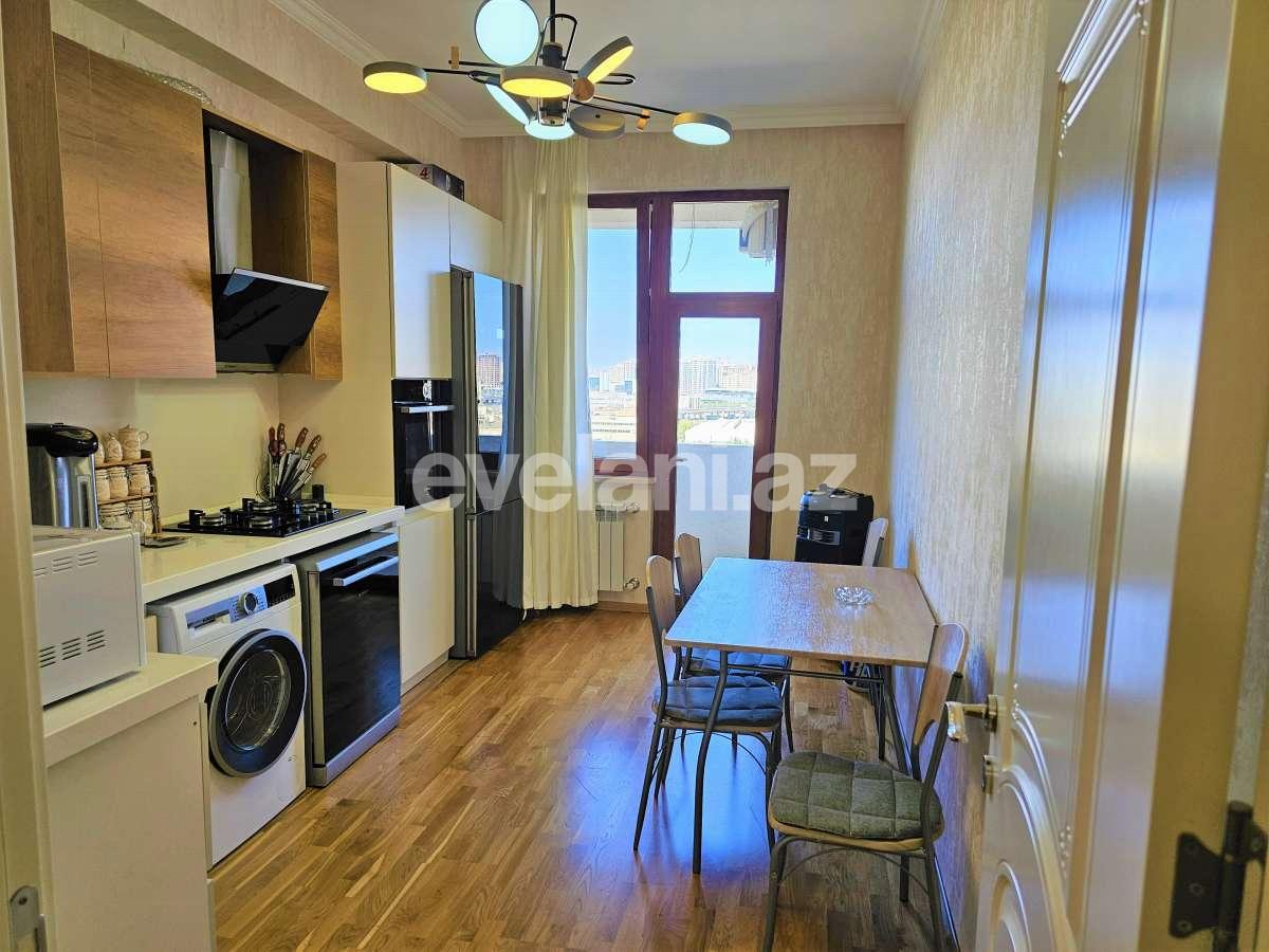 Satılır, yeni tikili, 3 otaqlı, 110 m², Bakı, Nizami r, Qara Qarayev m.