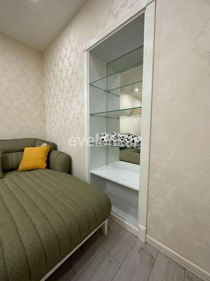 Satılır, köhnə tikili, 3 otaqlı, 70 m², Bakı, Nəsimi r, Nizami m.