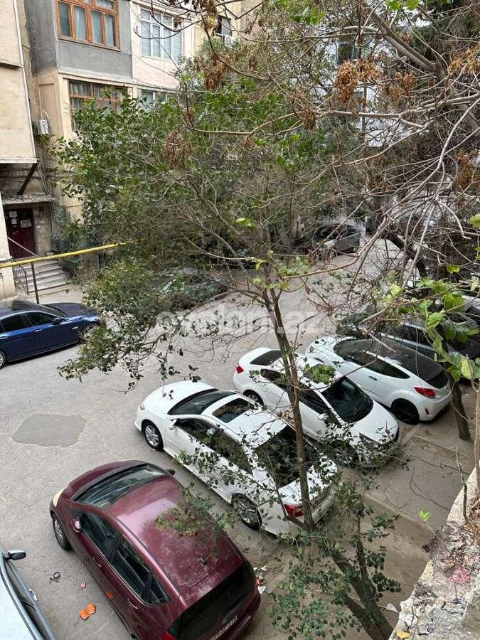 Satılır, köhnə tikili, 3 otaqlı, 70 m², Bakı, Nəsimi r, Nizami m.