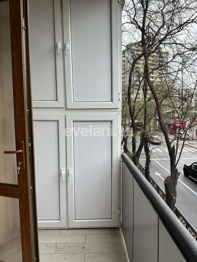 Satılır, köhnə tikili, 3 otaqlı, 70 m², Bakı, Nəsimi r, Nizami m.