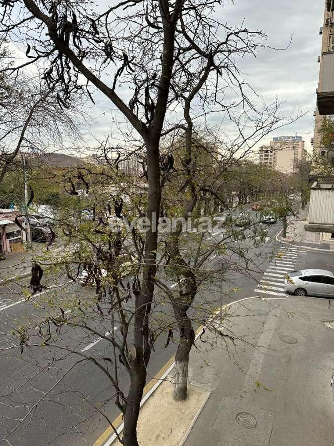 Satılır, köhnə tikili, 3 otaqlı, 70 m², Bakı, Nəsimi r, Nizami m.