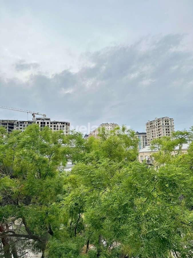 Satılır, köhnə tikili, 2 otaqlı, 65 m², Bakı, Nərimanov r, Nəriman Nərimanov m.