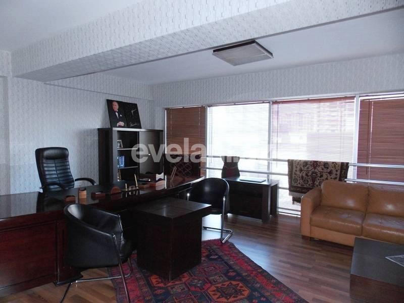 Kirayə verilir, ofis, 3 otaqlı, 170 m², Bakı, Xətai r, Şah İsmayıl Xətai m.
