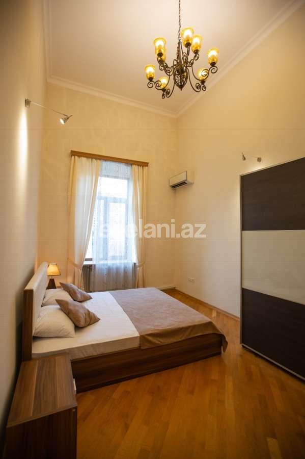 Сдаётся, вторичка, 4-комнаты, 175 m², Баку, Насиминский r, 28 мая m.